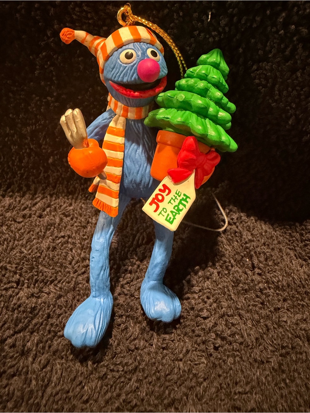 Christmas on Sesame Street 26232 025 - SSO Grover